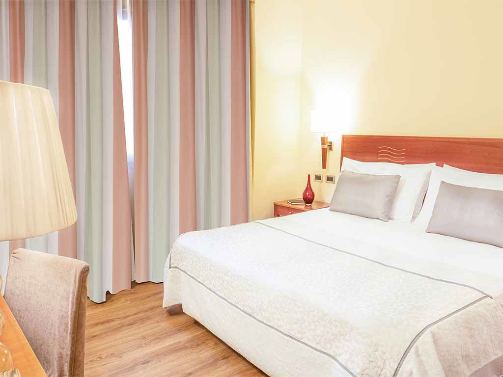 Home Page 16 Home Page 16