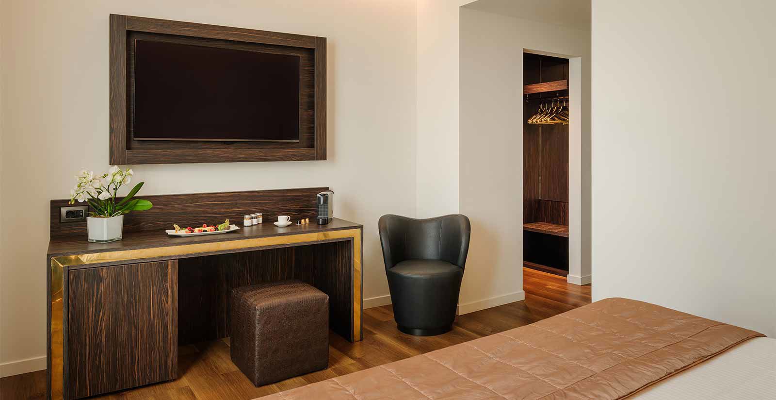 Executive Room 8 Executive Room 8