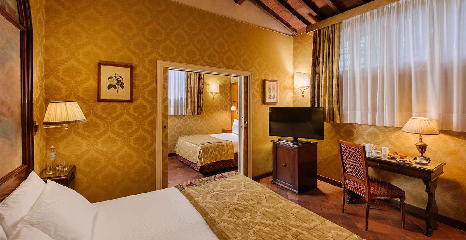 Deluxe Room 4 Deluxe Room 4