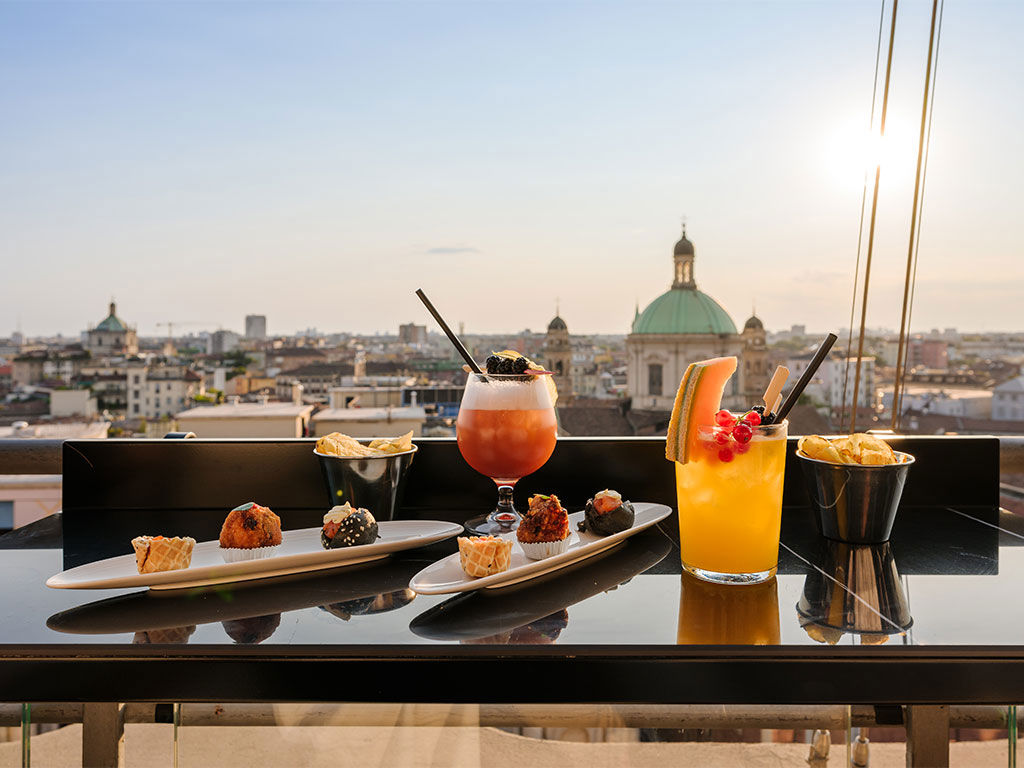 The Roof Milano Bar & Restaurant 12 The Roof Milano Bar & Restaurant 12