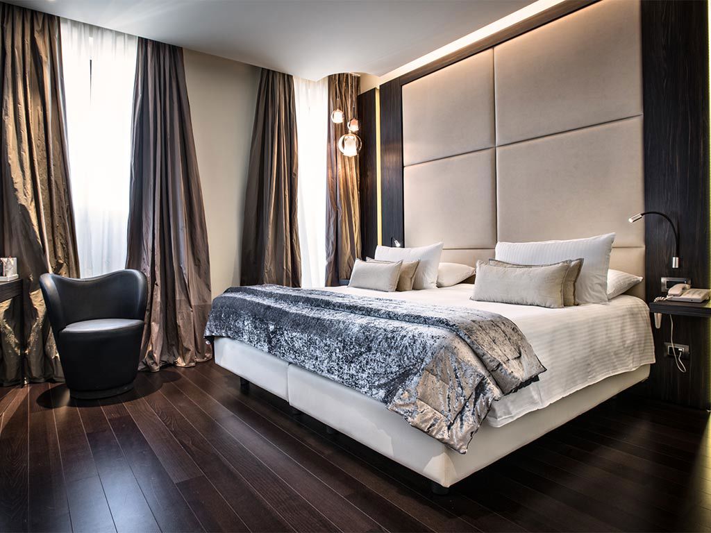 Exclusive Rooms 12 Exclusive Rooms 12