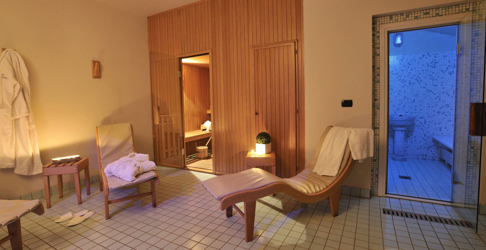 Benvenuti al Perugia Plaza Hotel 7 Benvenuti al Perugia Plaza Hotel 7