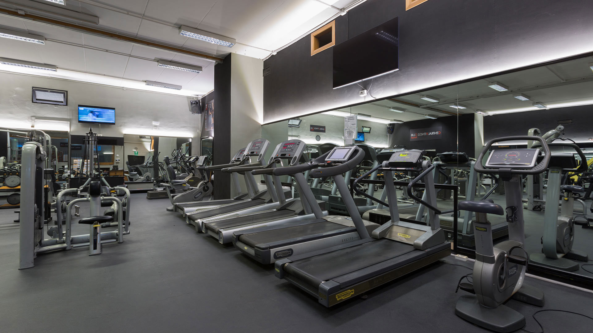Central Fitness Club 4