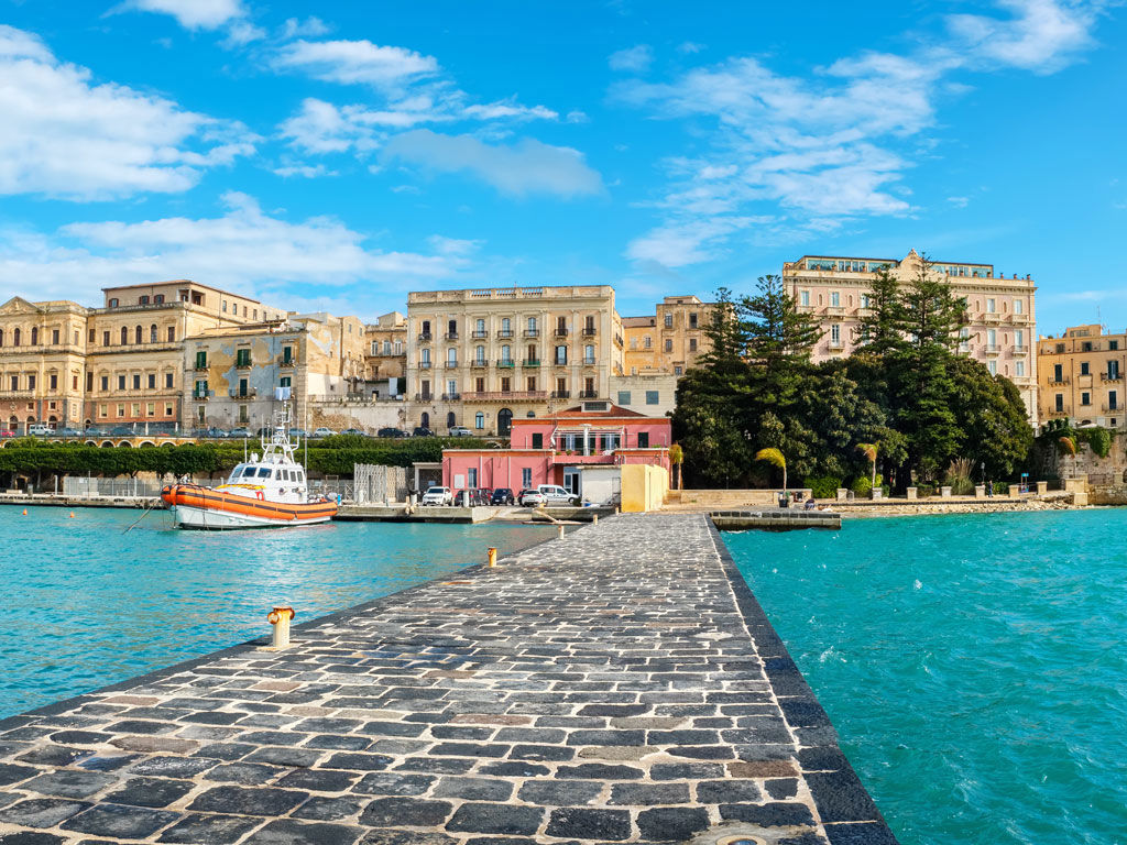 Una storia millenaria 13