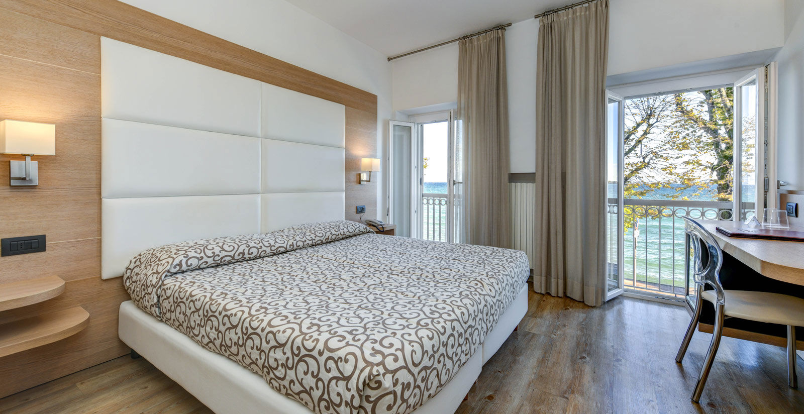 comfoRt matRimonialE vista lago 11