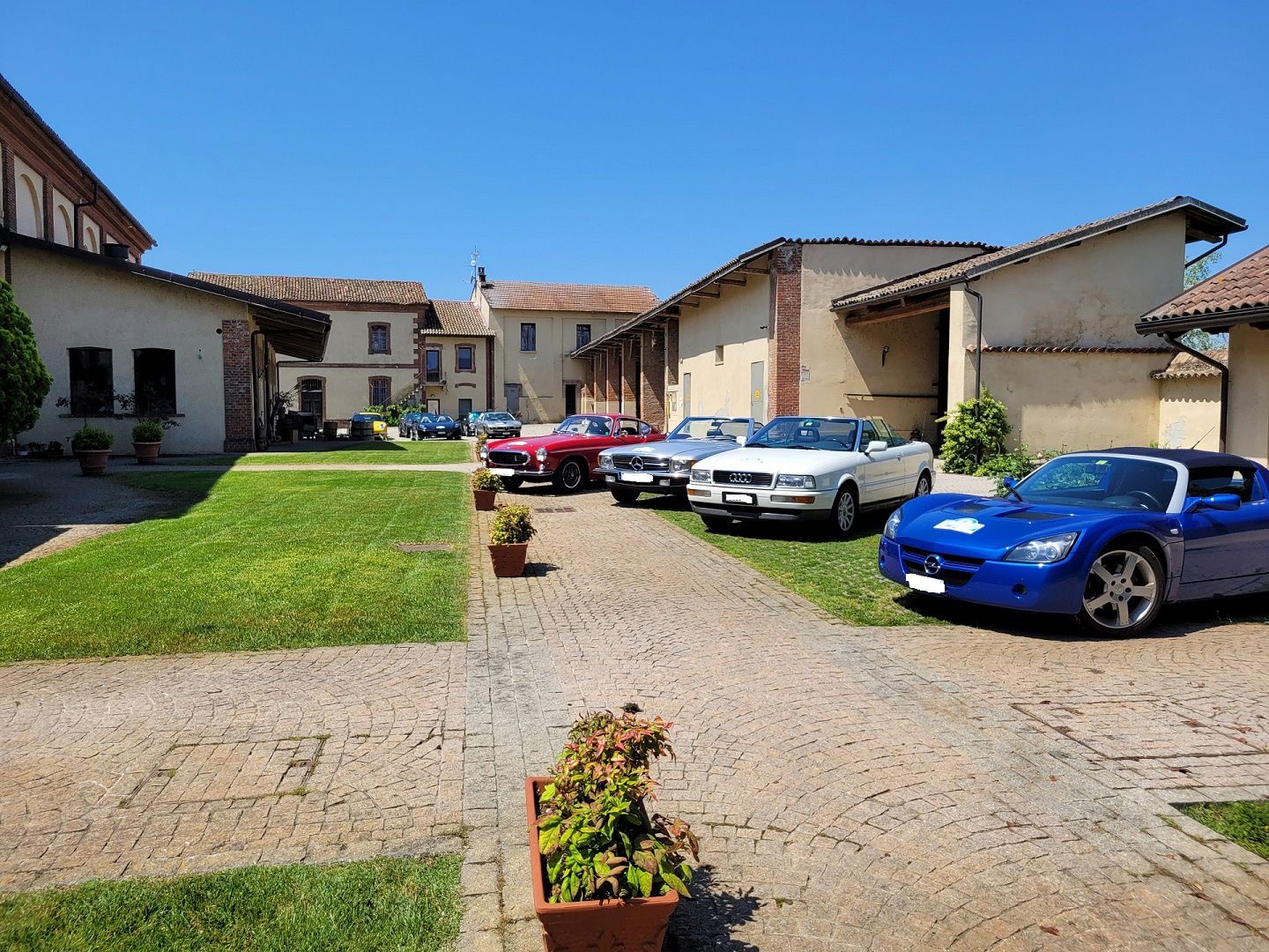 Prestigious gatherings and events 7