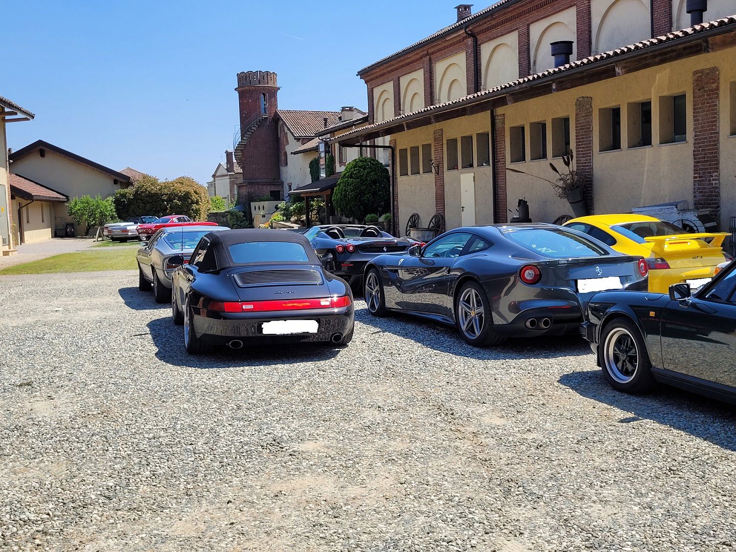 Prestigious gatherings and events 8