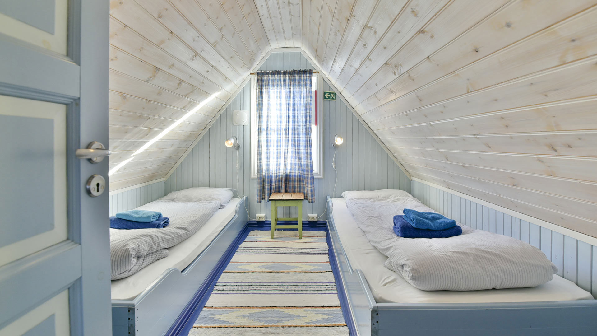 Kongsfjord Artic Lodge - Red Fox House Apartment 2