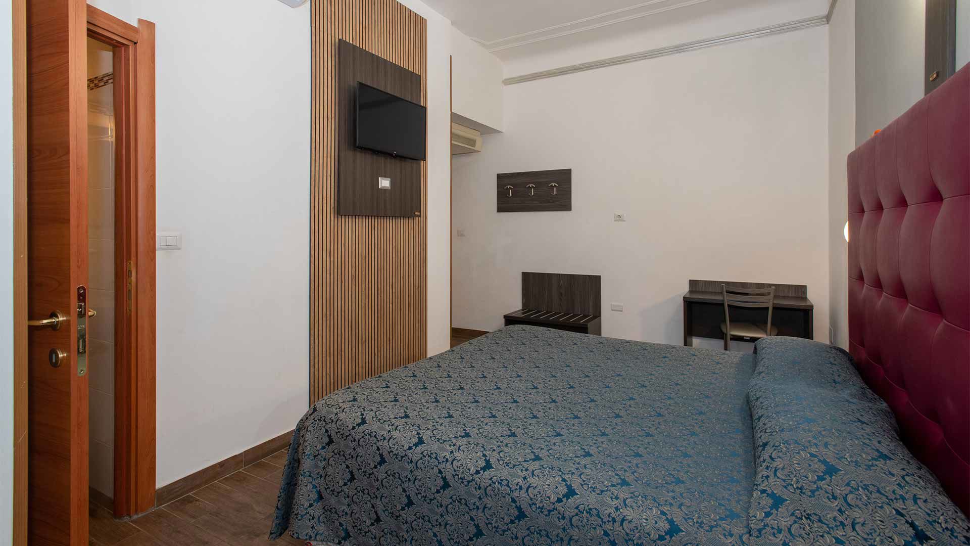 Camera Deluxe con letto matrimoniale 4