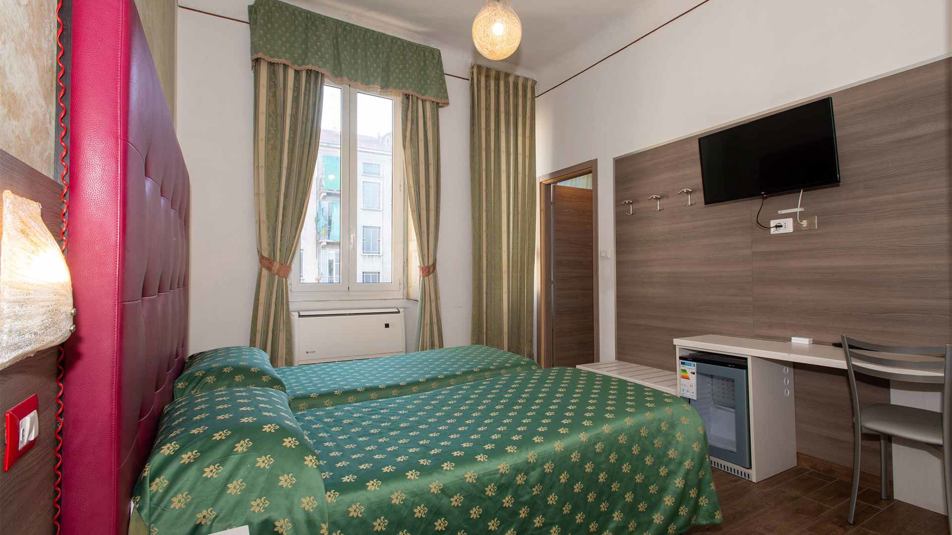 Camera Deluxe con 2 letti singoli 3