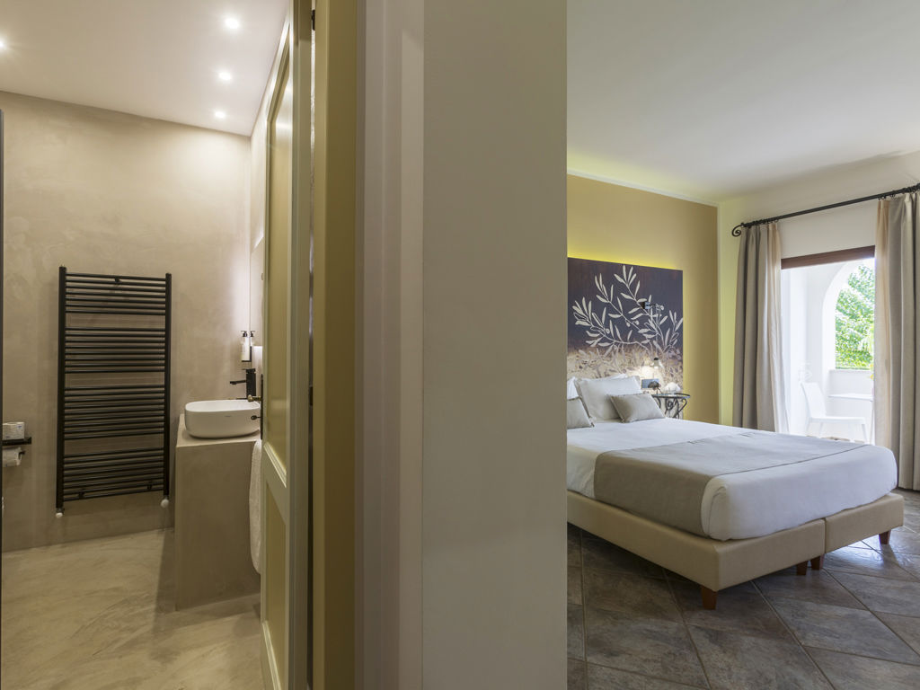 Classic Room with Pool View 5 Classic Room with Pool View 5