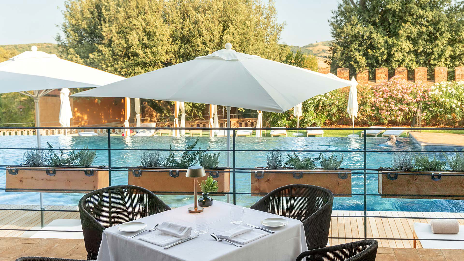 Summer “al fresco” 2025 8 Summer “al fresco” 2025 8