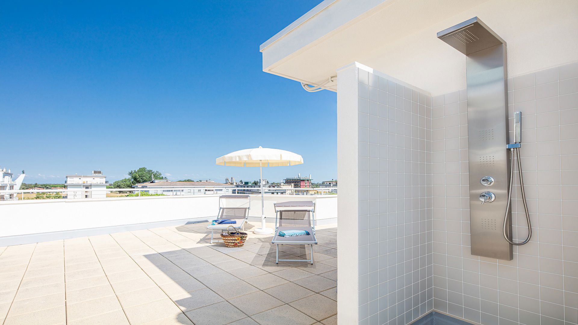 Panorama Modern sea view 4