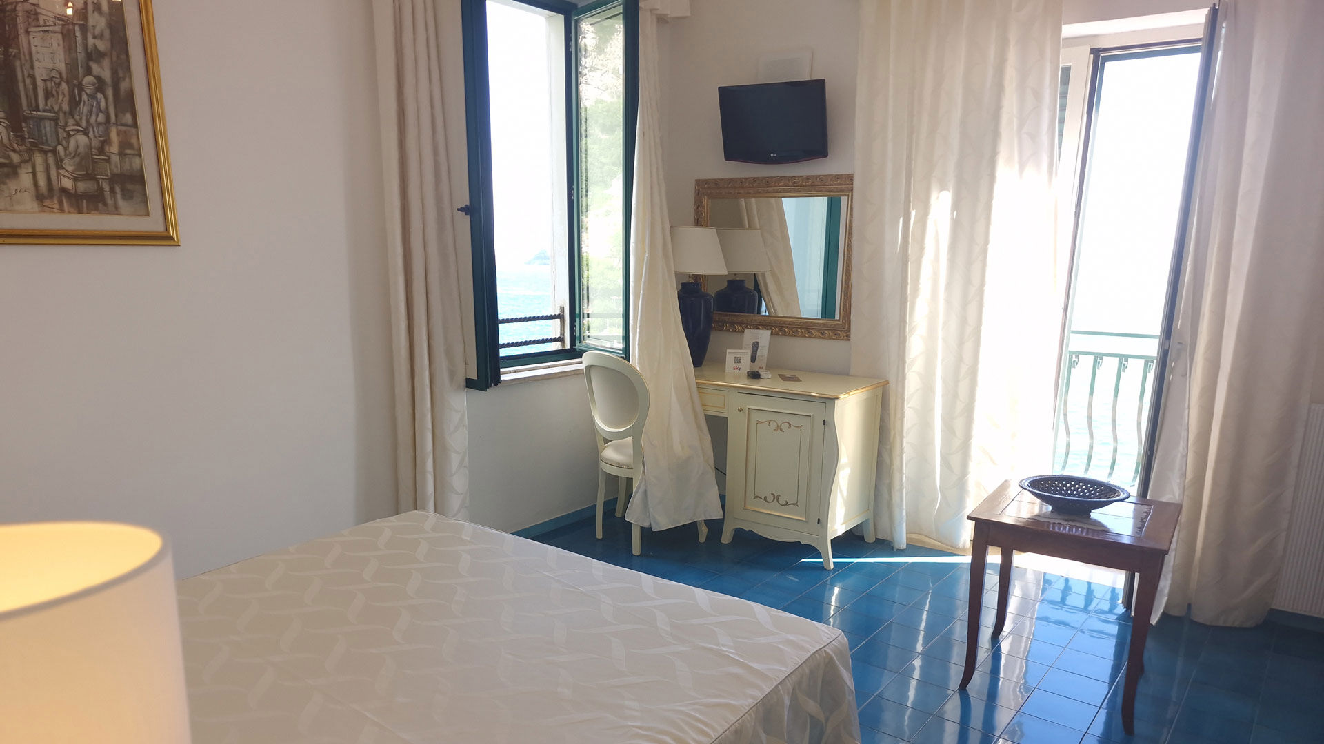 Hotel La Perla - Deluxe vista mare 3