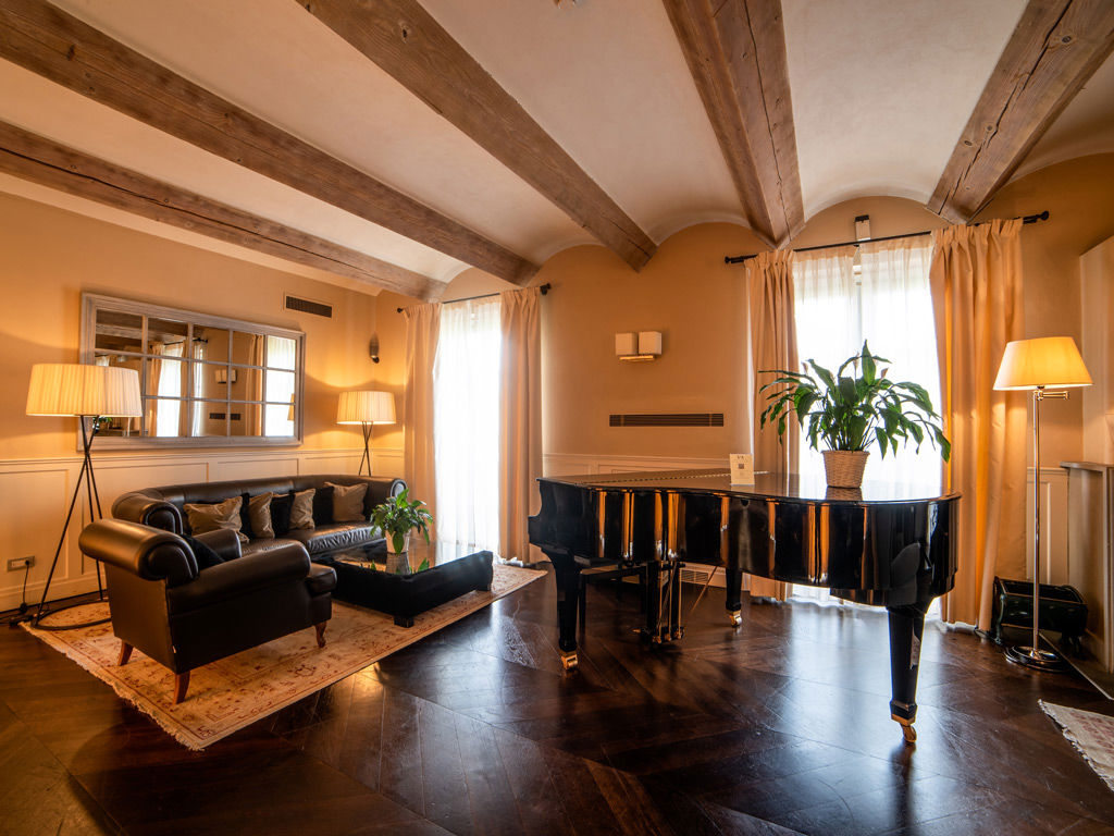 Chi siamo 10 Chi siamo 10