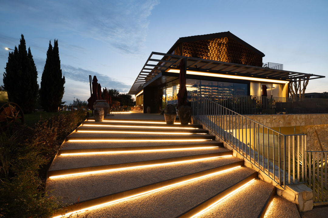 Our restaurants 5