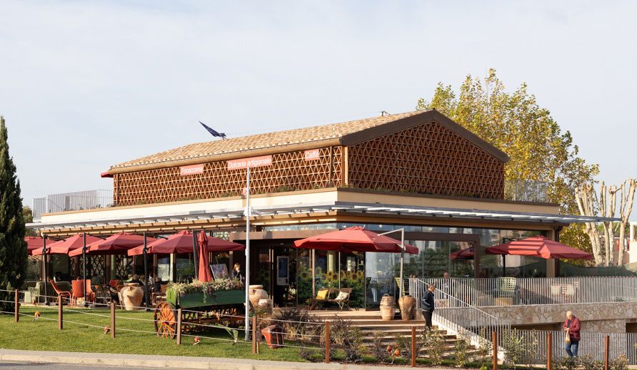 Our restaurants 4