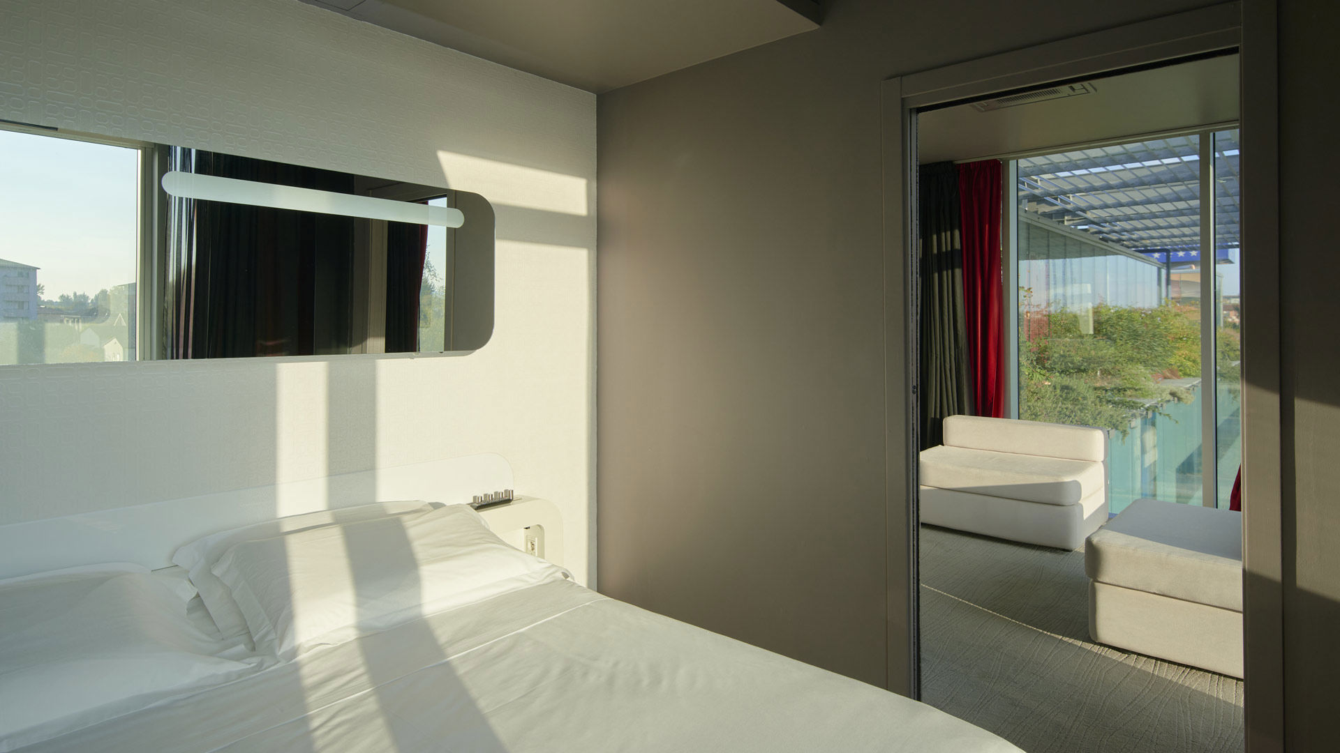 Pearl Suite Pearl Suite