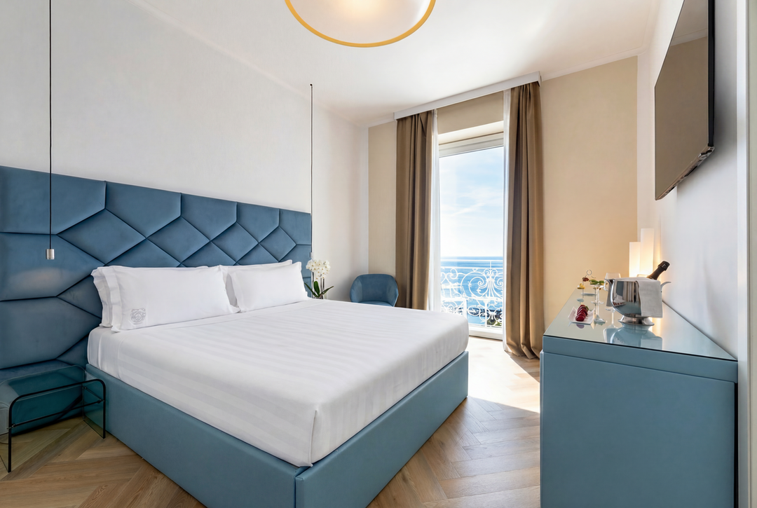 Rooms & Suites 10
