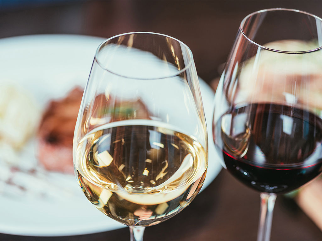 Kulinarisches und Traditionen 13 Kulinarisches und Traditionen 13