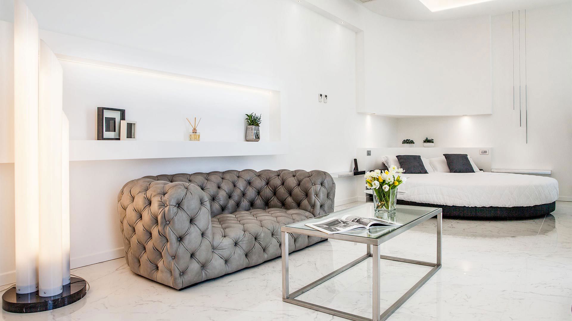 White Pearl Terrace Suite 8