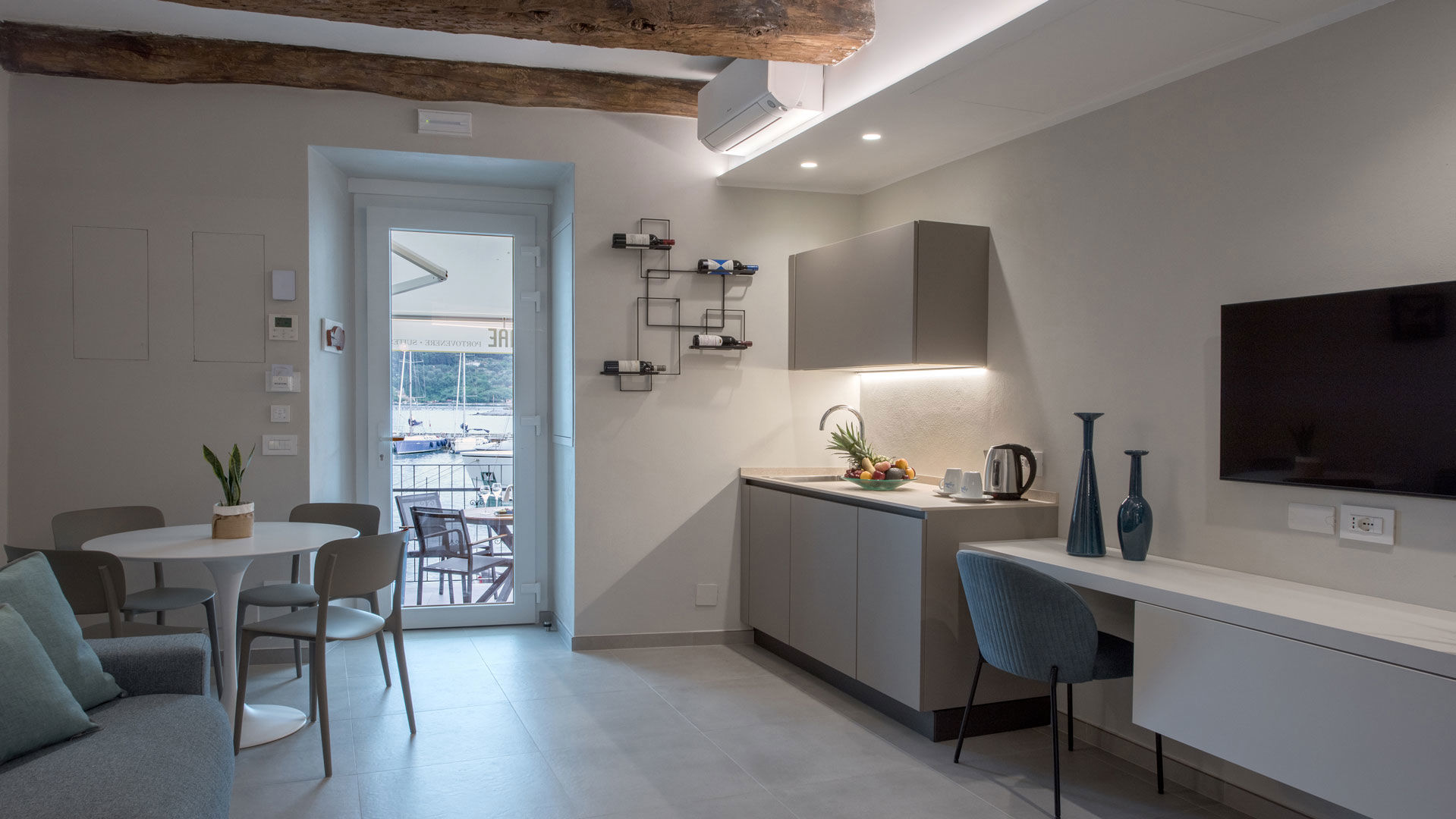 "La Gatta" SUITE DELUXE SEA VIEW 4