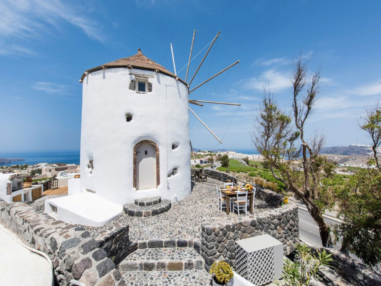 Anemoscope Windmill Villa Santorini — Pyrgos Kallistis 847 00