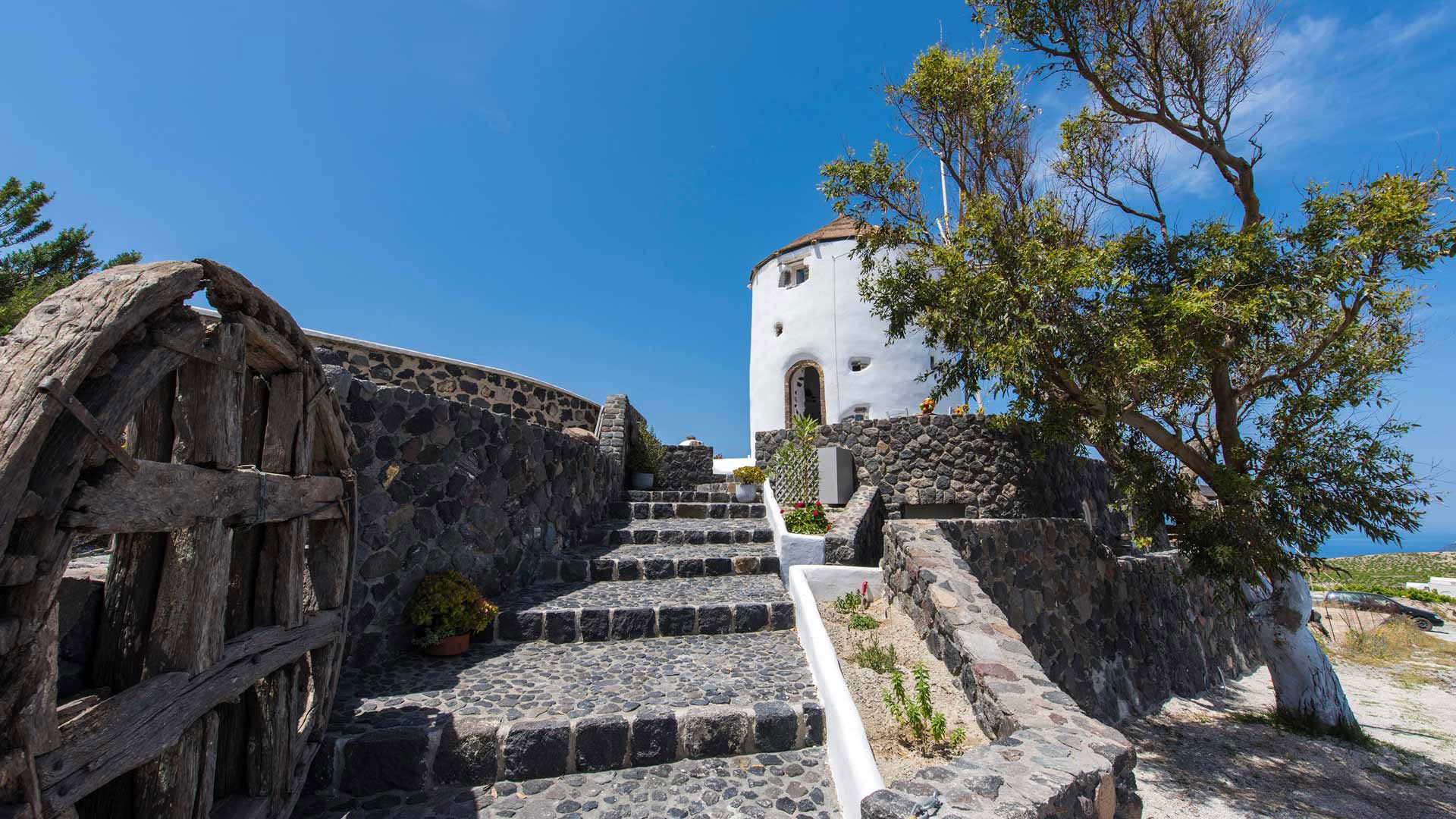 ANEMOSCOPE WINDMILL VILLA SANTORINI 8