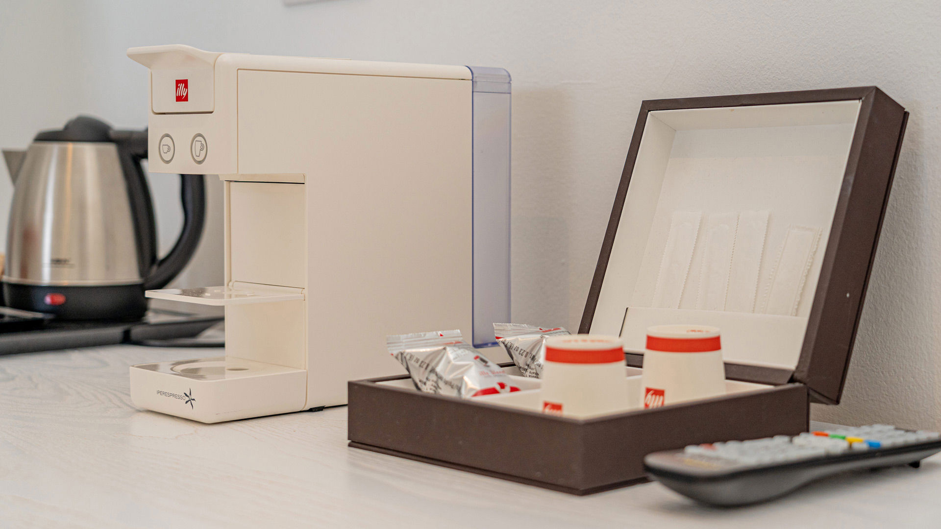 Jatika Hotel - Services 3