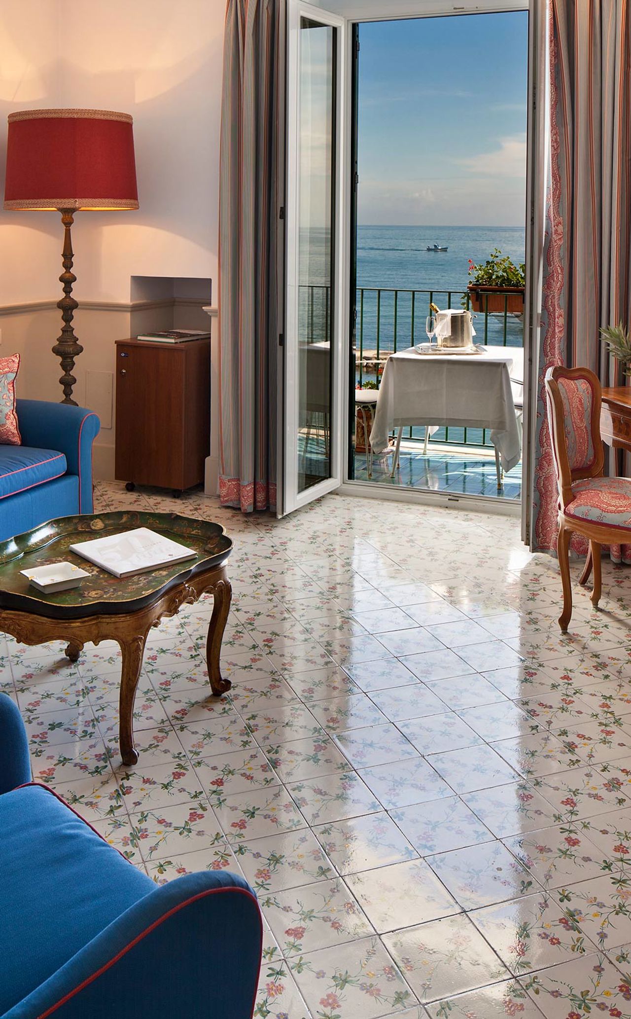 Regina Isabella Suite 34