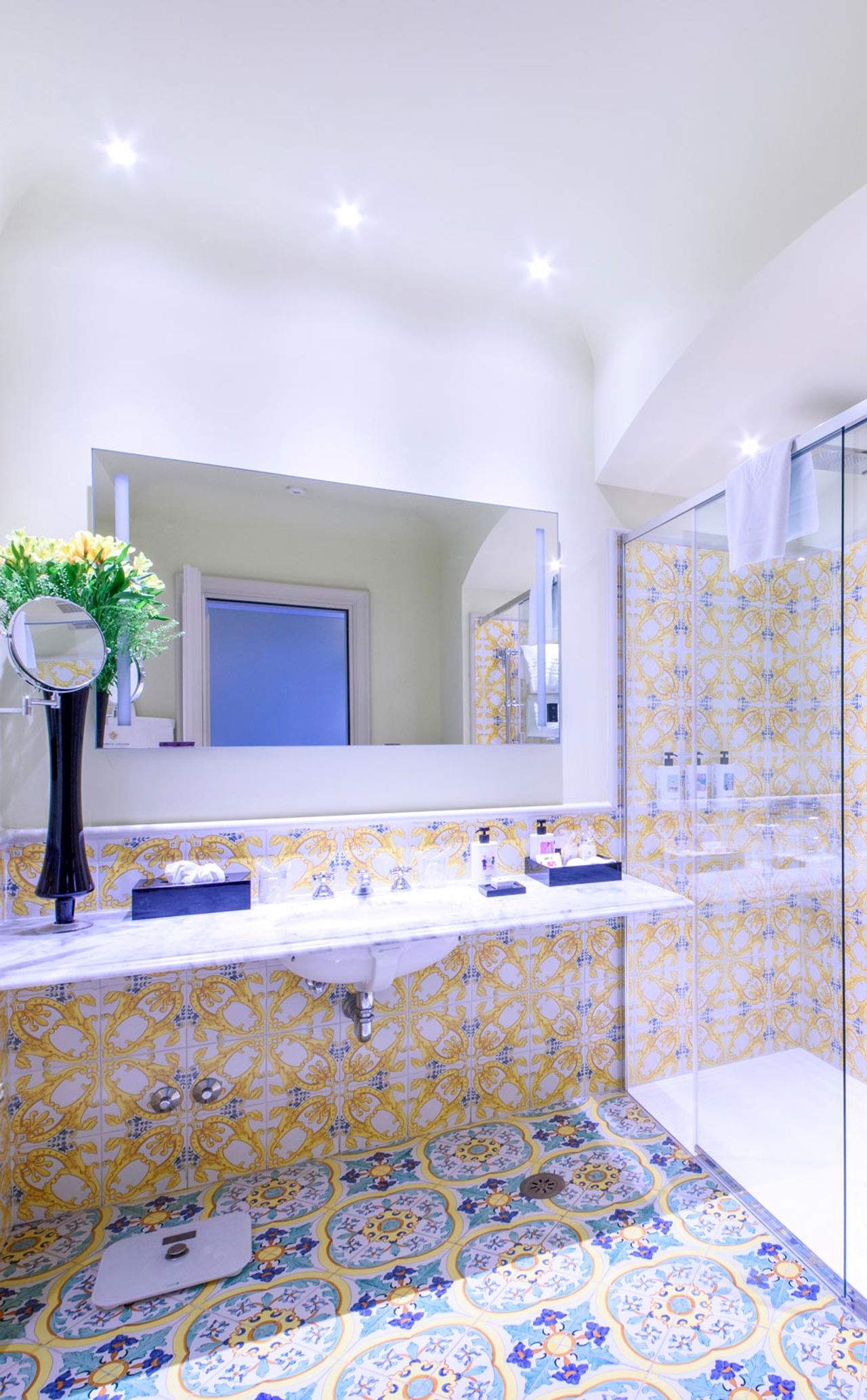 Regina Isabella Suite 29