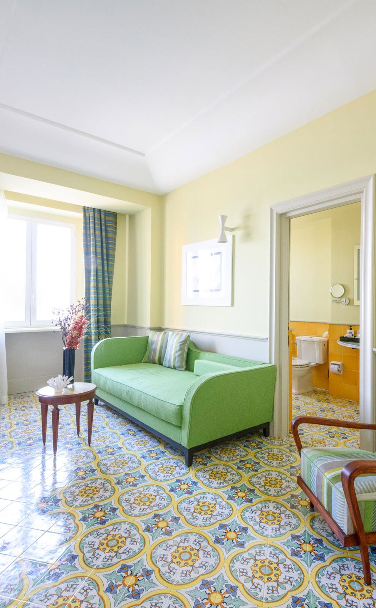 Regina Isabella Suite 28