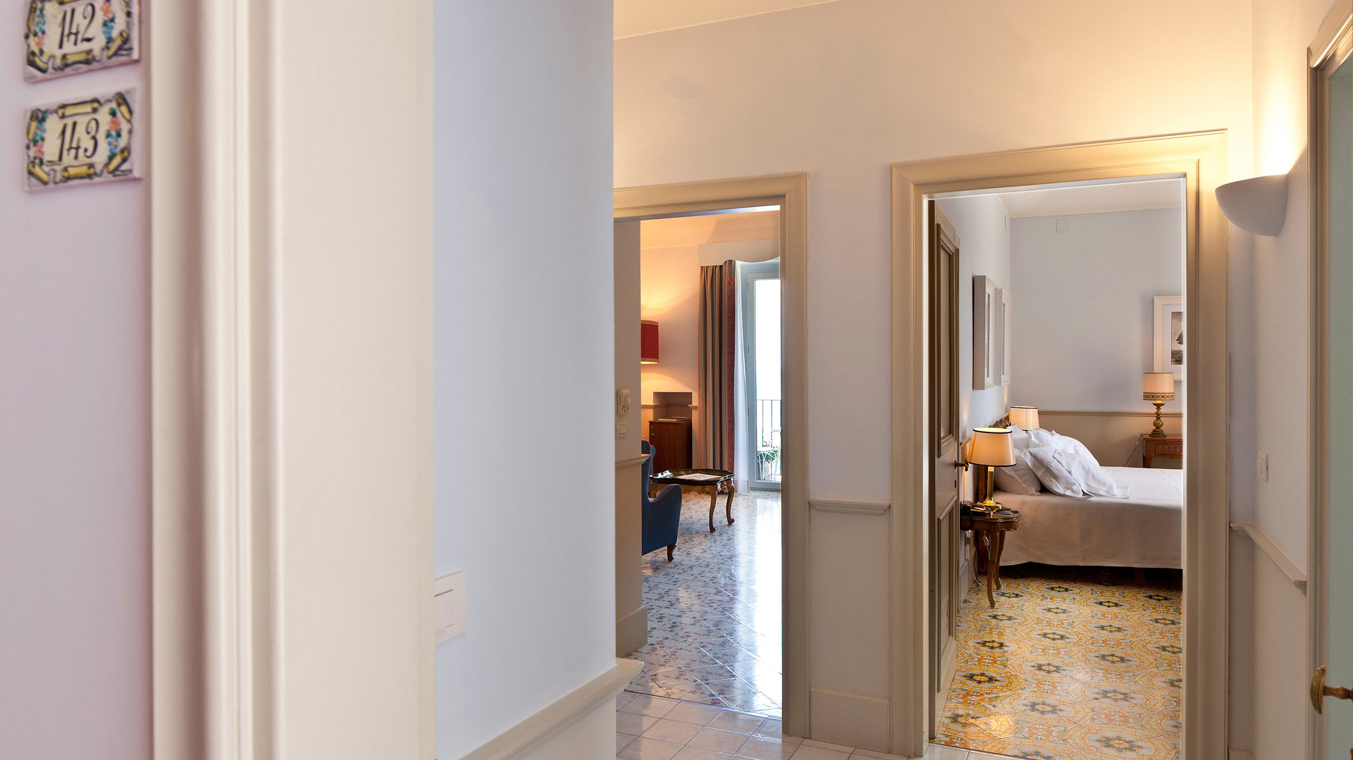 Regina Isabella Suite 13