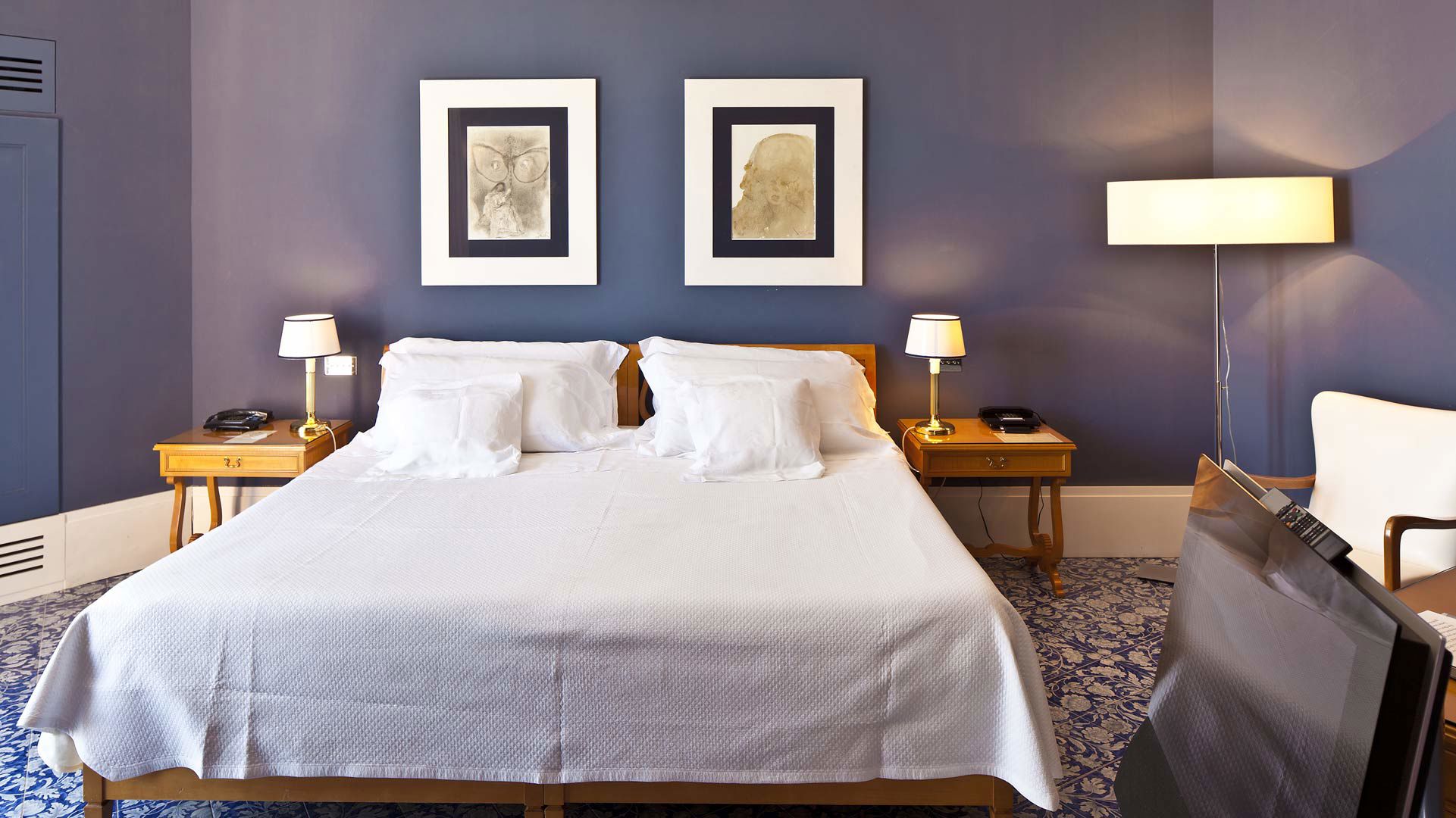 Royal Suite 8