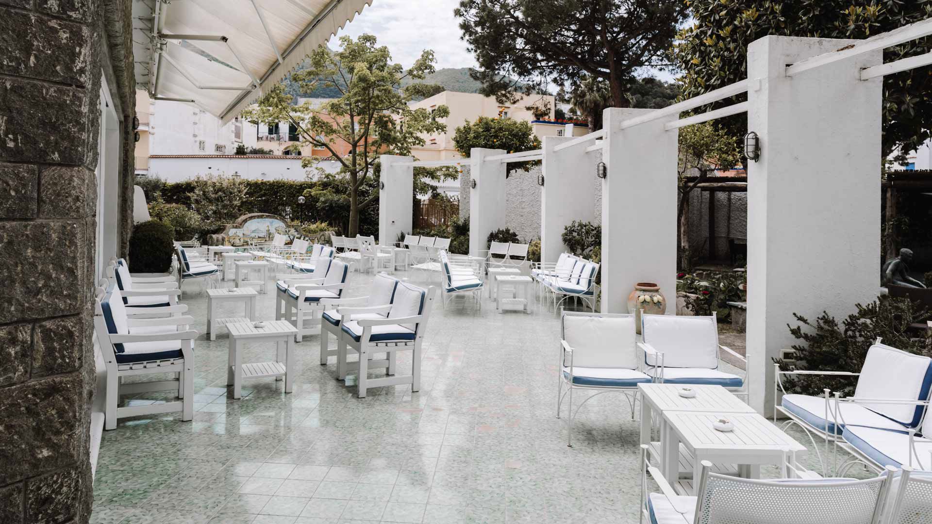Bar Regina Isabella 10
