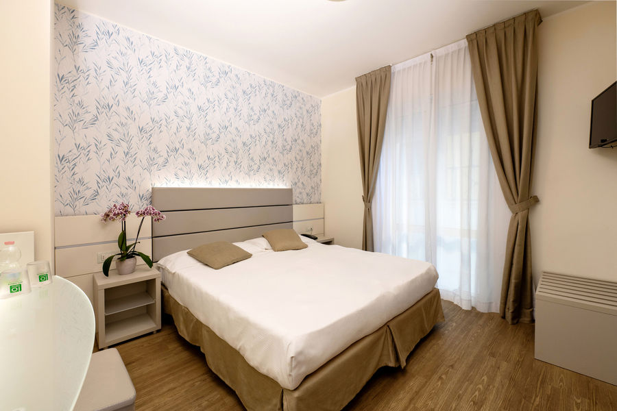 Coral Room 1