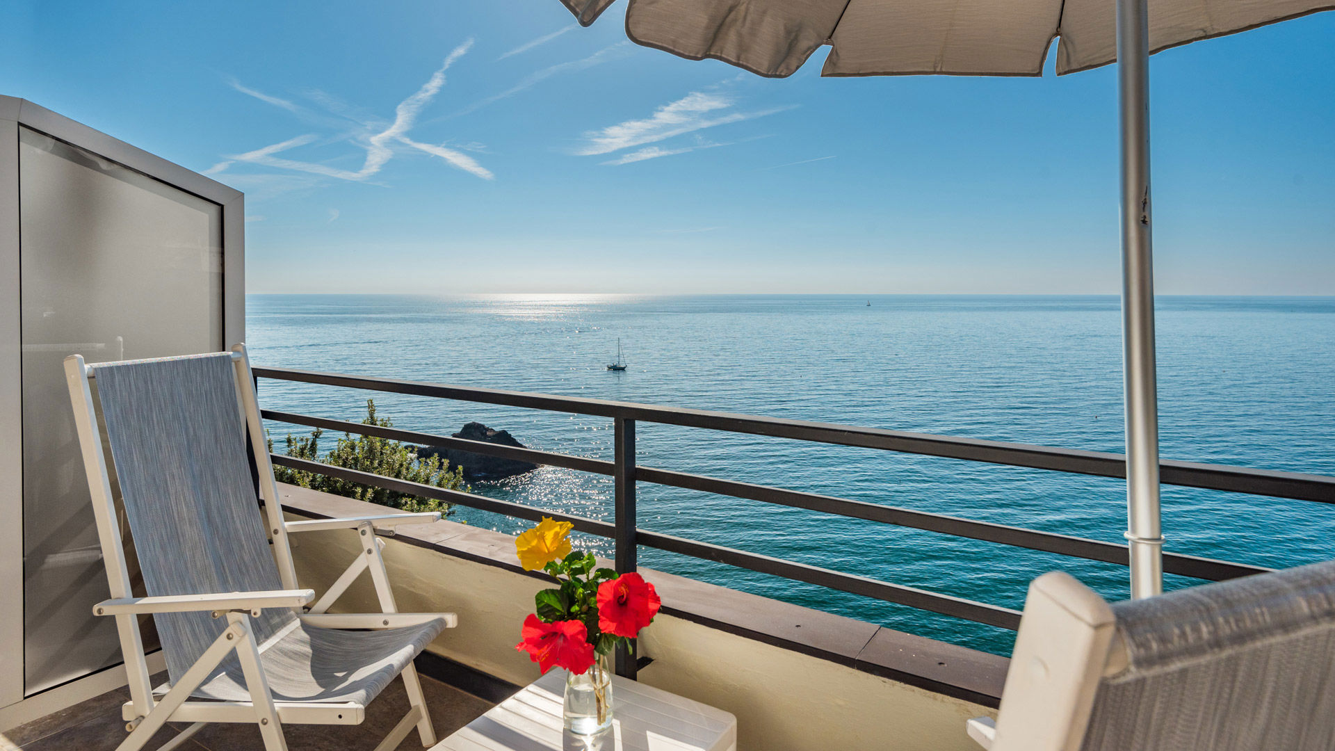 Hotel Porto Roca - Doppelzimmer mit Balkon und Meerblick 47