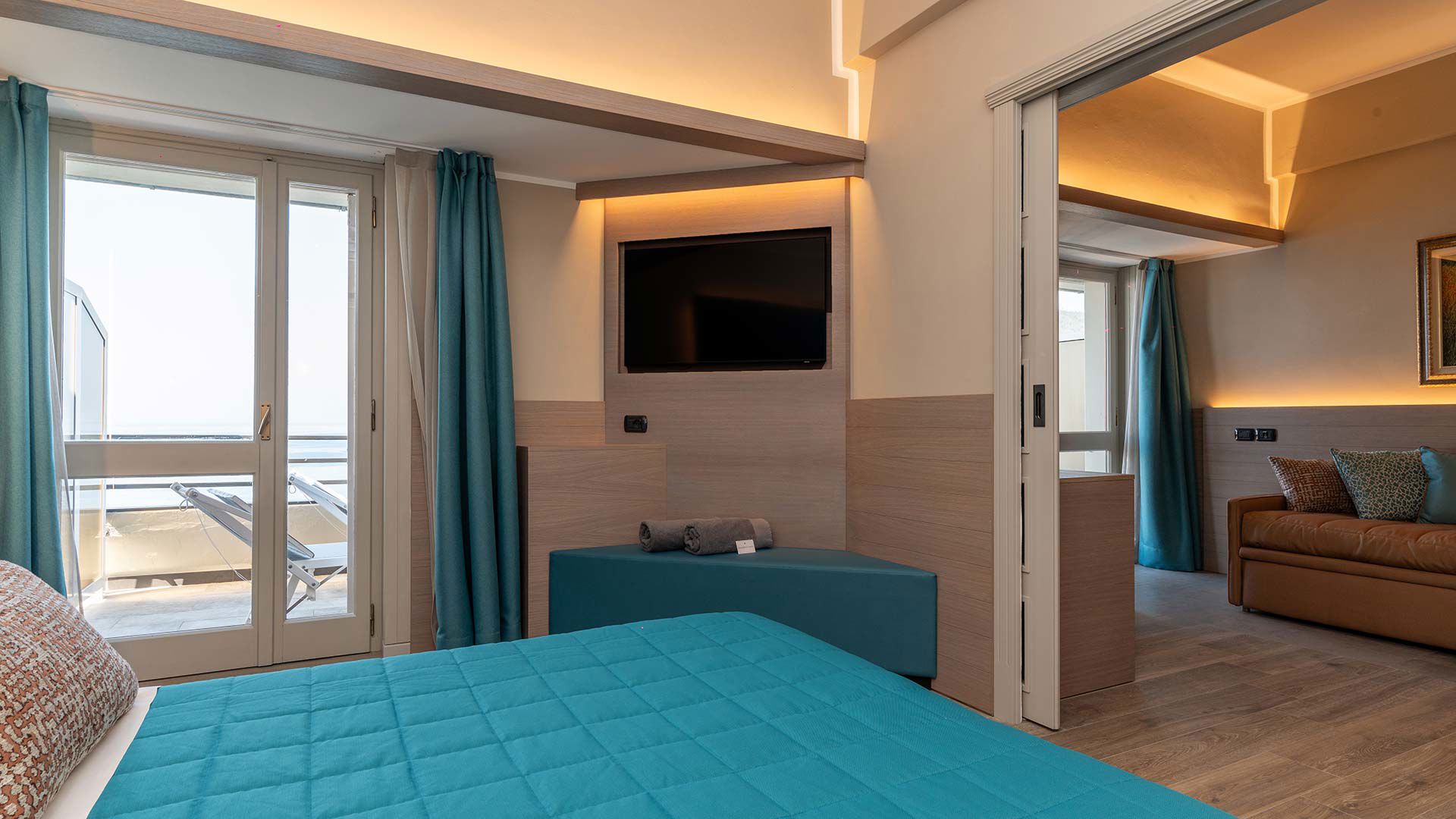 Hotel Porto Roca - Suites 52 Hotel Porto Roca - Suites 52