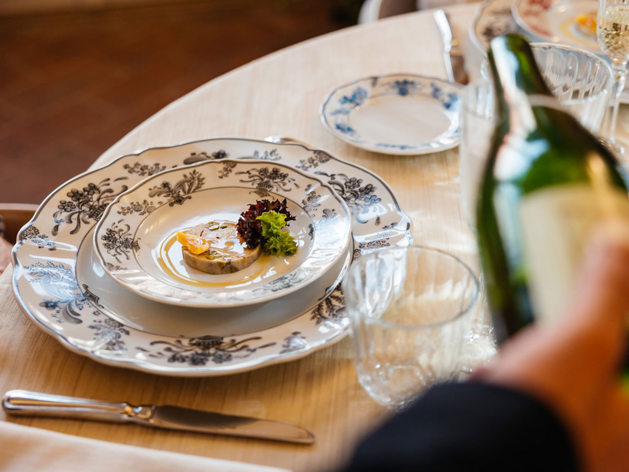 Services 12 Services 12