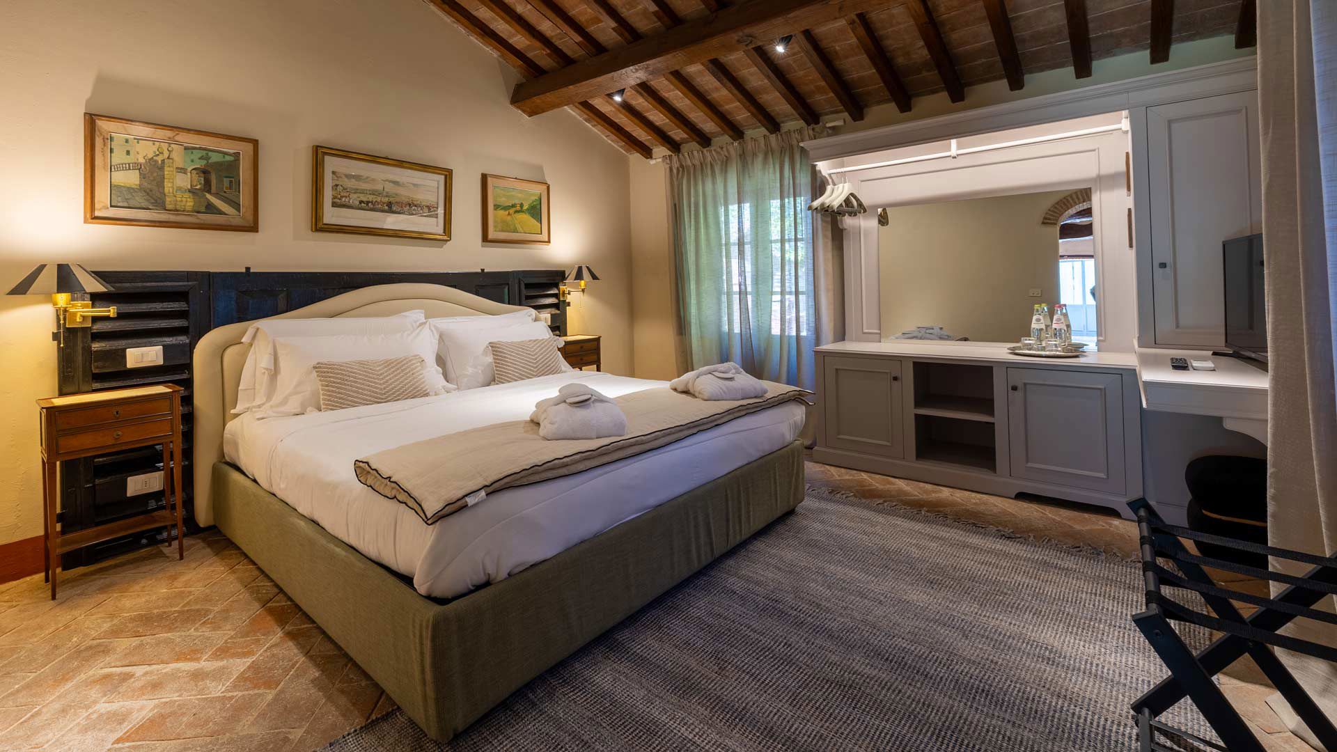 Junior Suite 4