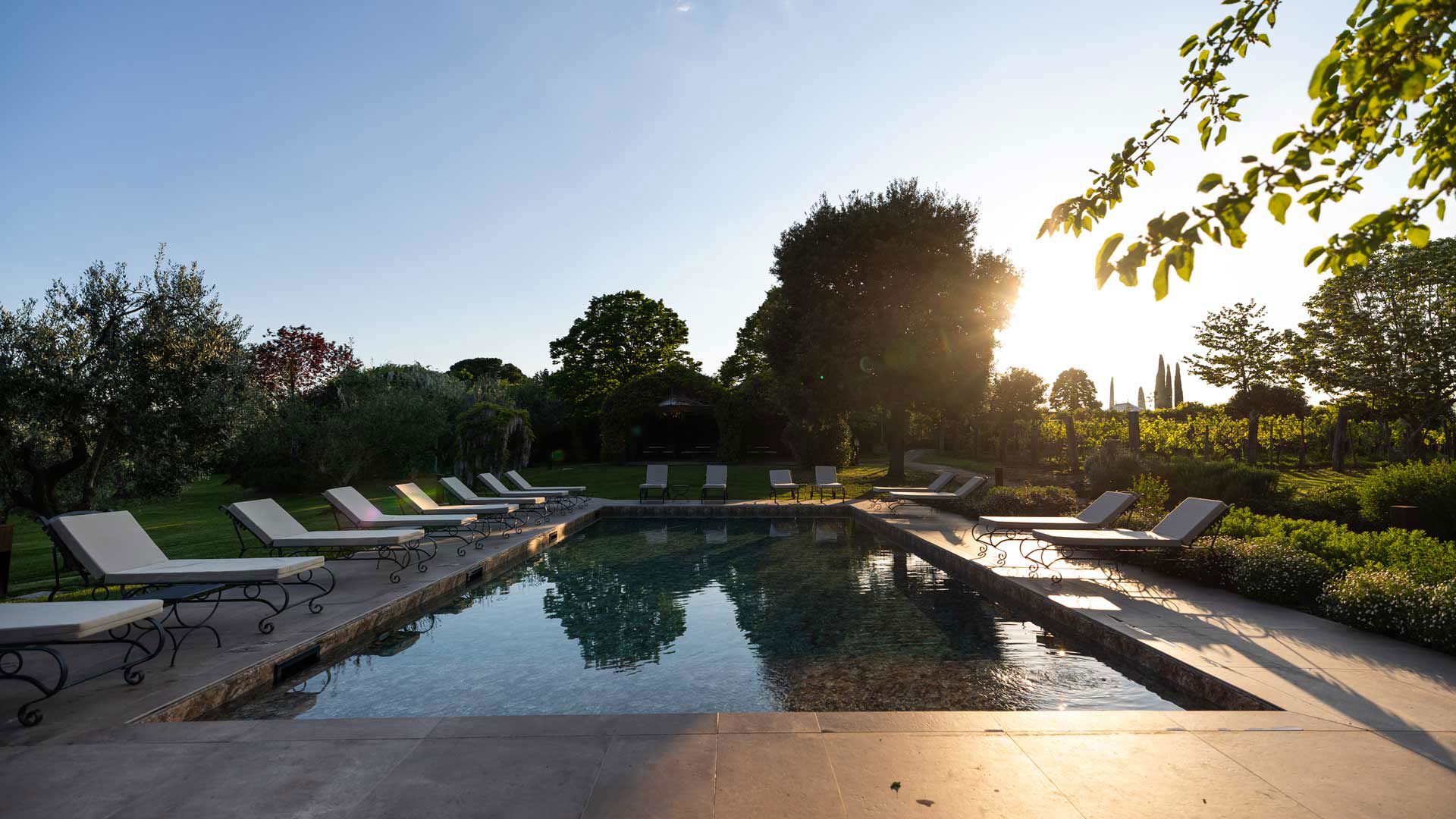 Equo Pool 8 Equo Pool 8