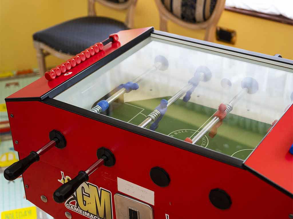 Dienstleistungen 16 Dienstleistungen 16