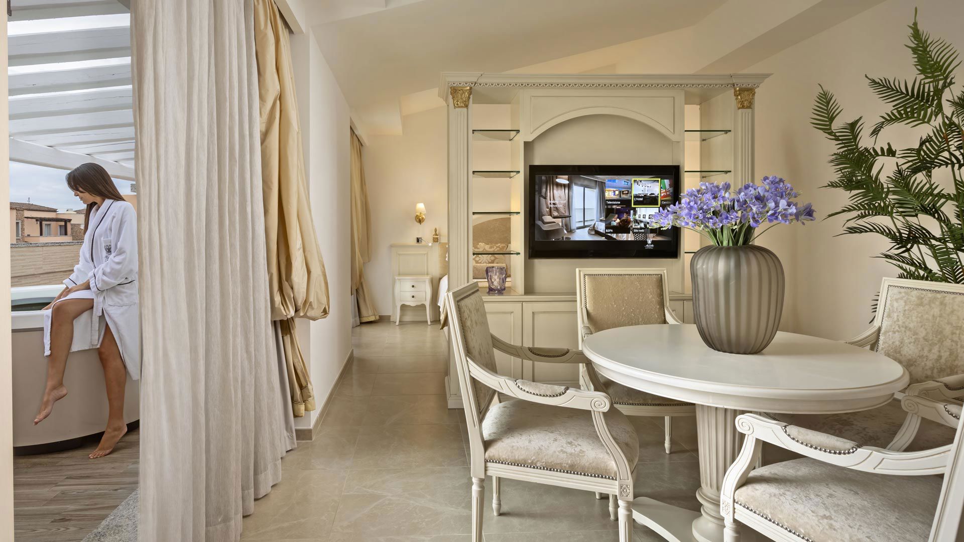 Imperial Suite 4