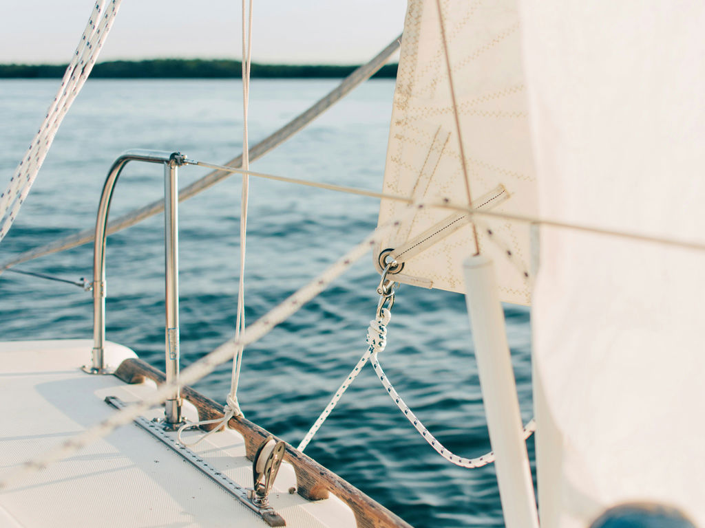 gallery/gallery_yacht.jpg gallery/gallery_yacht.jpg