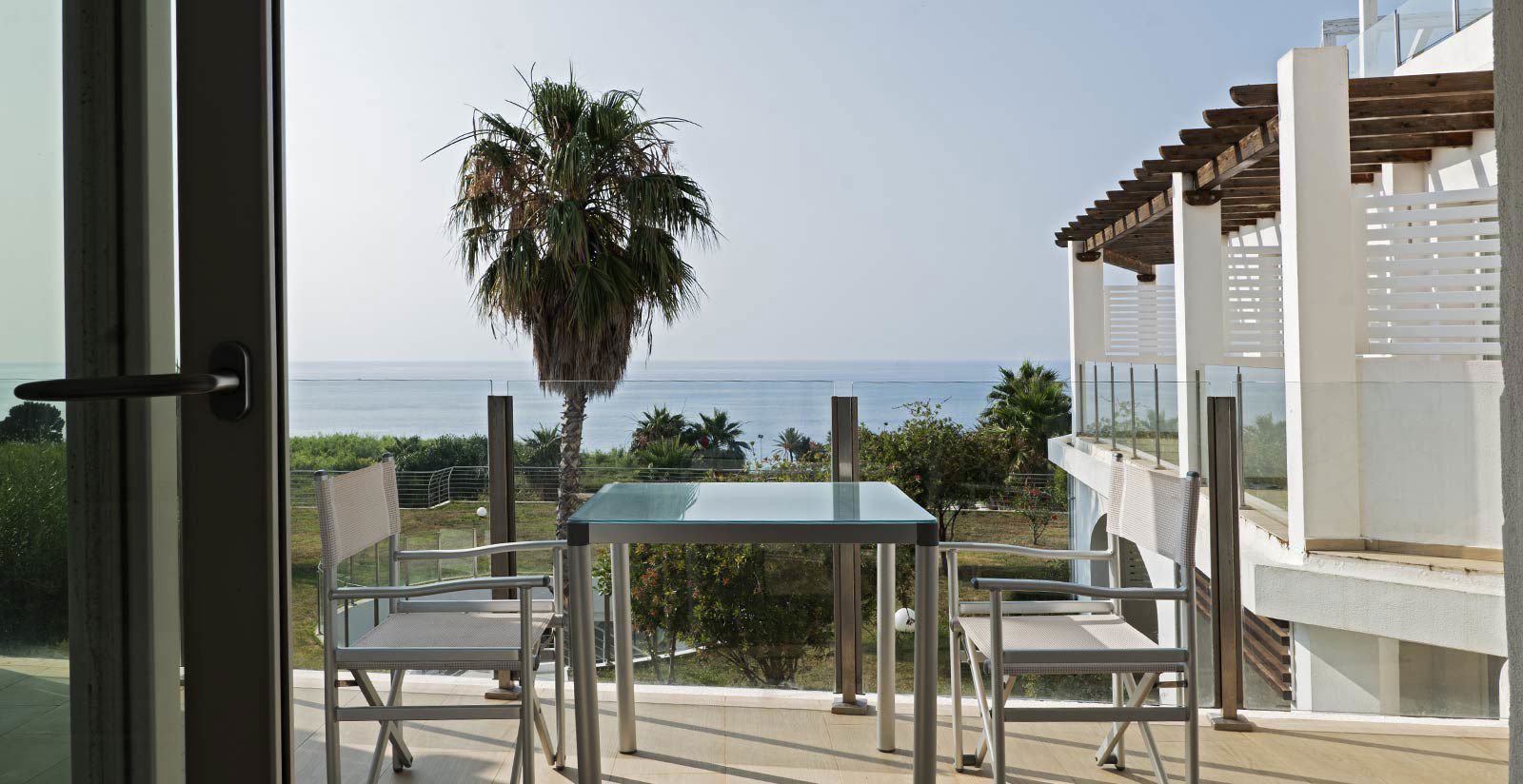 Deluxe Room - Sea view 8