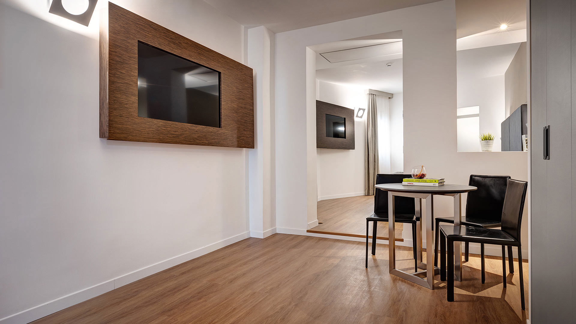 Executive Room 2