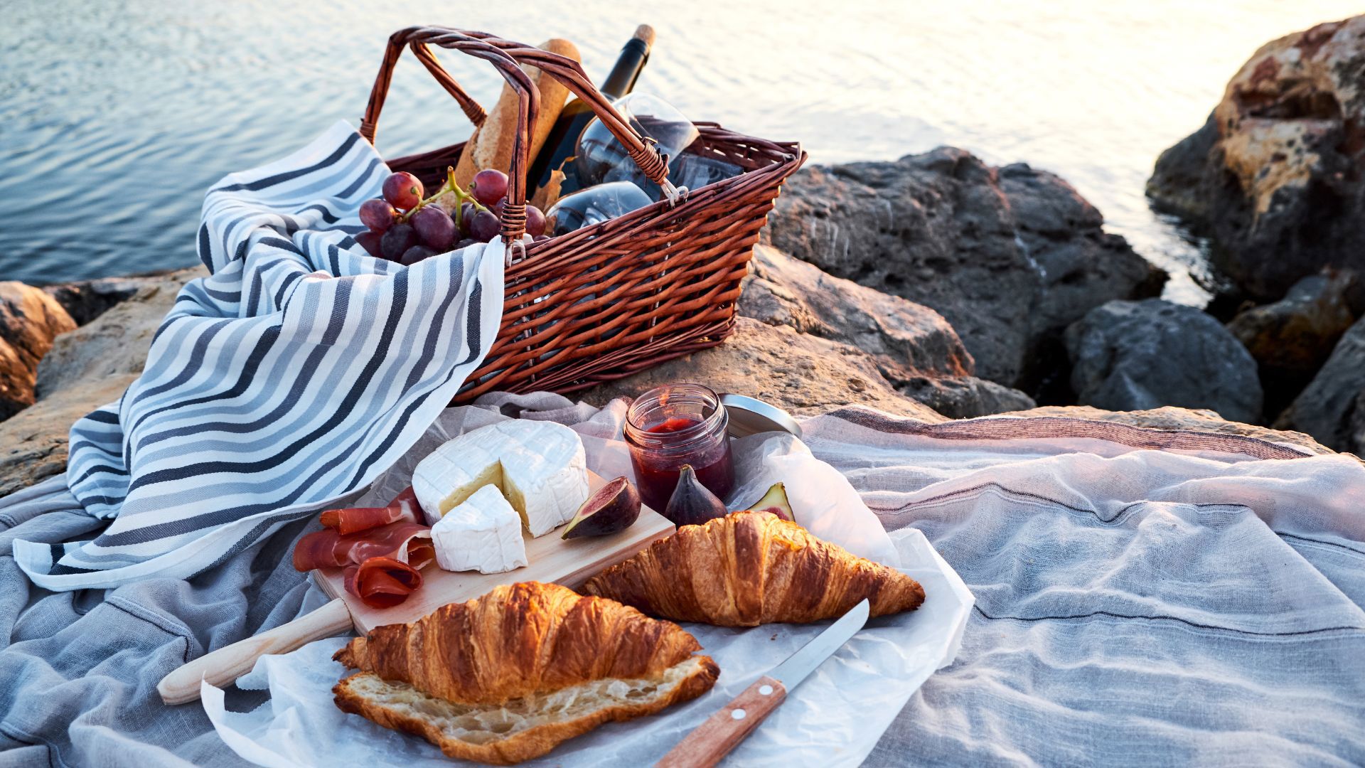 Charlie in Pesaro - Easter by the sea 2