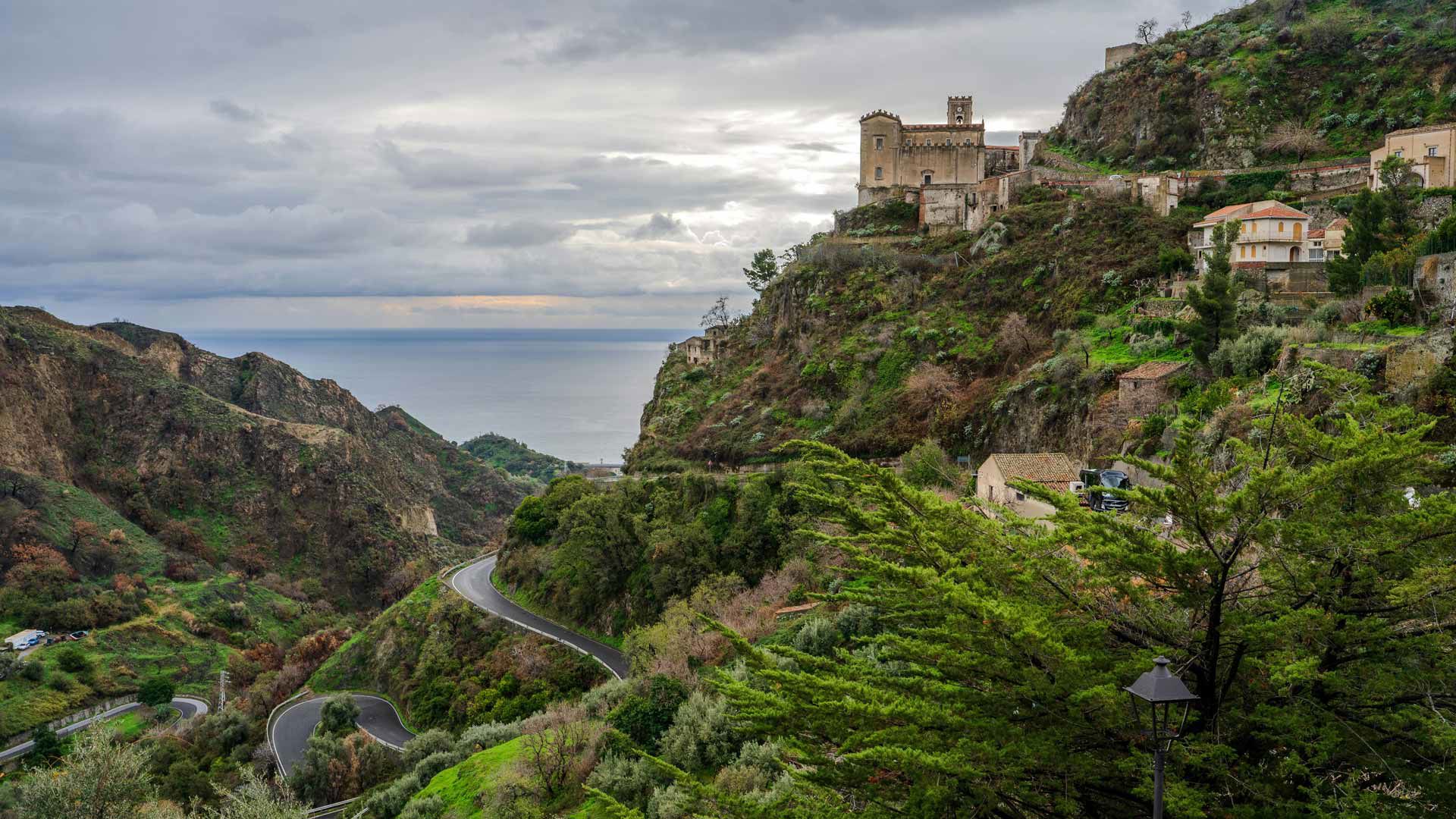 San Pietro Taormina - Savoca and Forza d