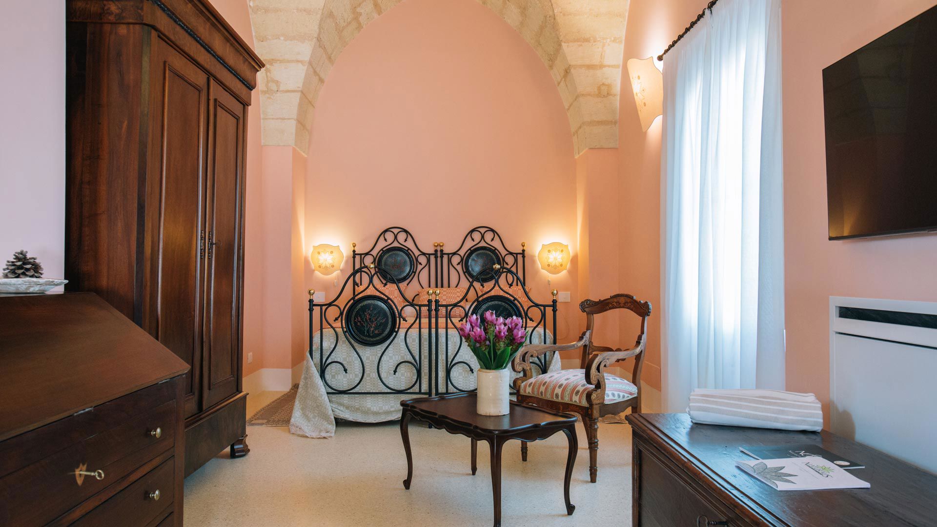 Subscribe to newsletter 6