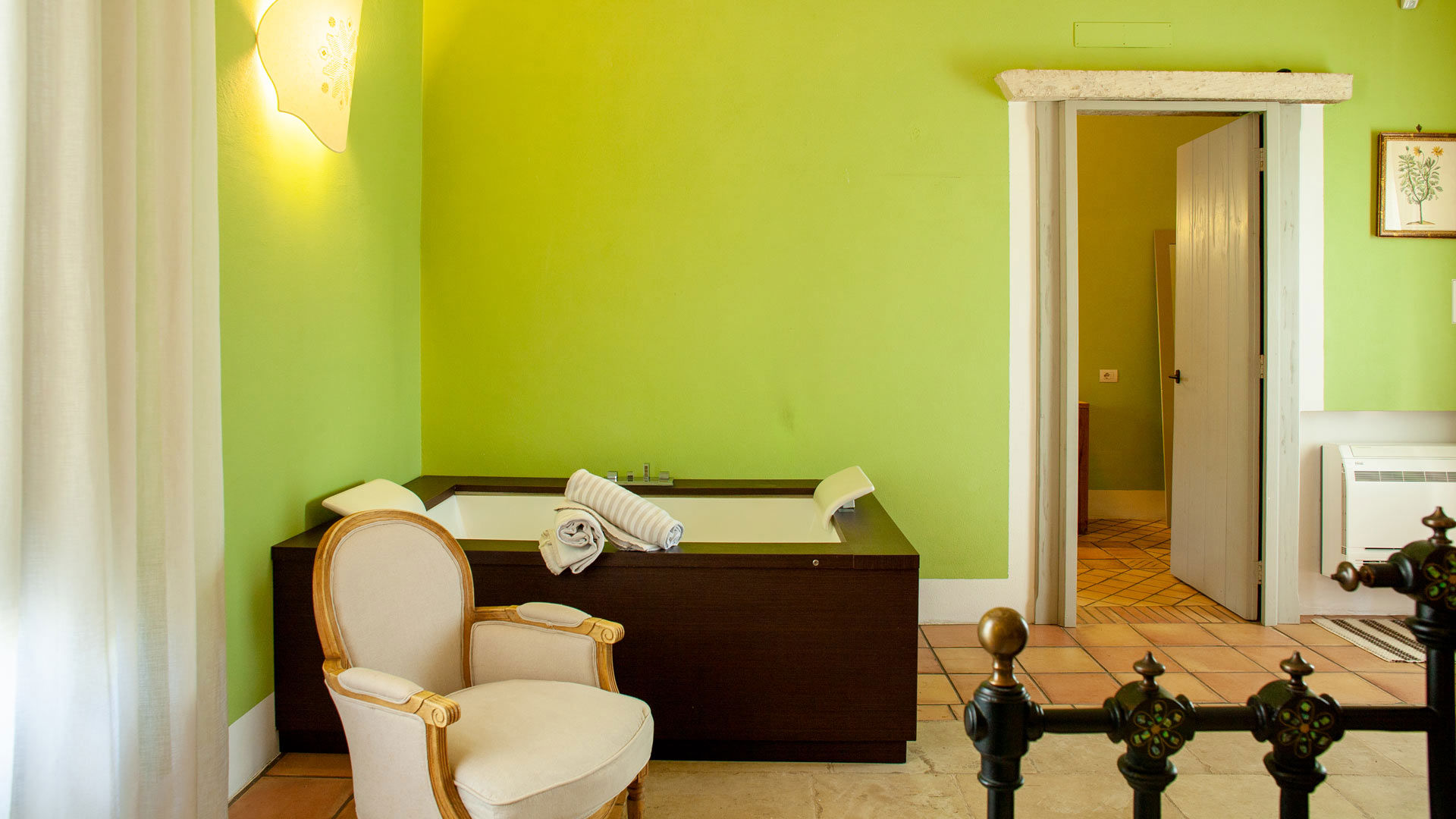 Junior Suite Deluxe Aloe 16